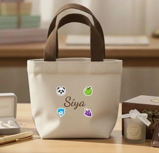 Cream mini bag with the name Siya and stickers